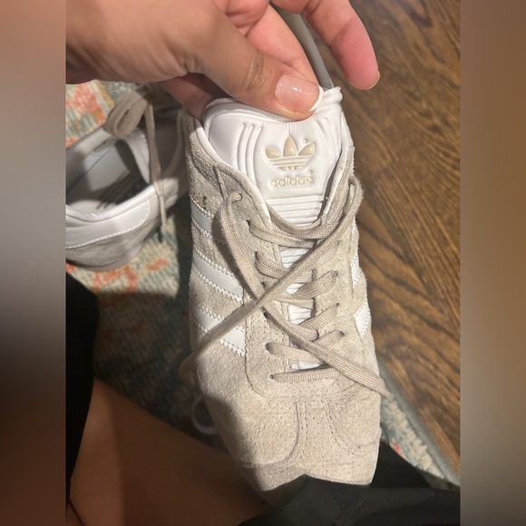 Adidas Gazelle Beige / White Sneakers W 7.5 - Picture 12 of 13